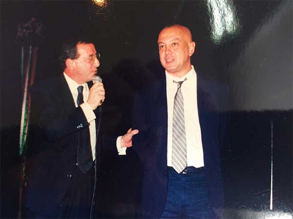Con-il-cantante-Enrico-Ruggeri-al-Congresso-di-Rio